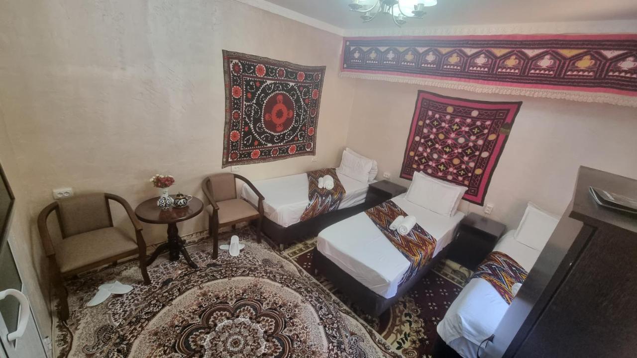 Hotel Registon Zargaron Samarcanda Quarto foto